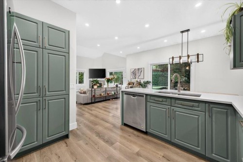 39 Patterson Hill Sw, Calgary, AB 