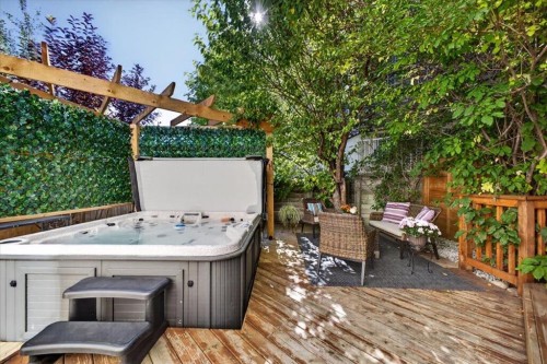 39 Patterson Hill Sw, Calgary, AB 