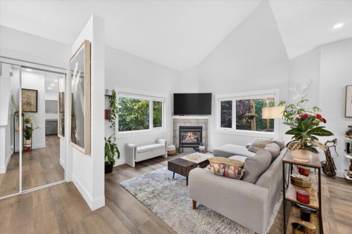 39 Patterson Hill Sw, Calgary, AB 