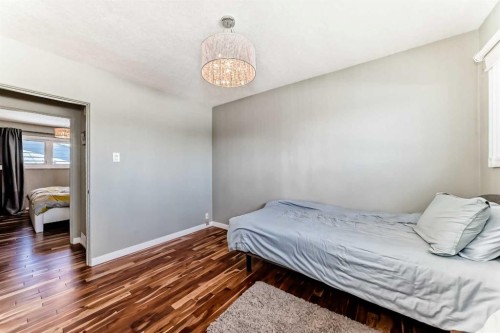 29 Chisholm Crescent Nw, Calgary, AB 