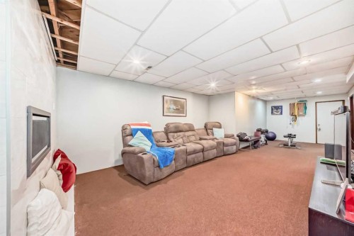29 Chisholm Crescent Nw, Calgary, AB 