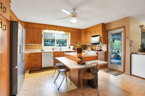 534 Prospect Avenue, Acme, AB 