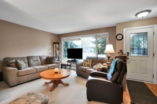 534 Prospect Avenue, Acme, AB 