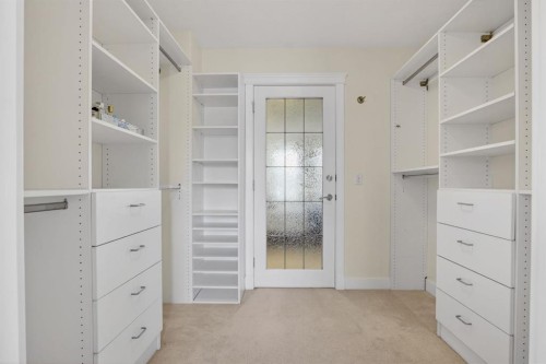 24 Ypres Mews Sw, Calgary, AB 