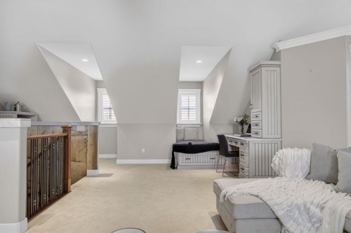 24 Ypres Mews Sw, Calgary, AB 