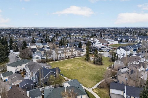 24 Ypres Mews Sw, Calgary, AB 