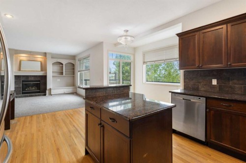 53 Sherwood Way Nw, Calgary, AB 