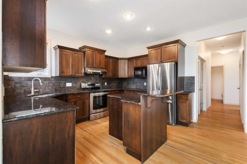 53 Sherwood Way Nw, Calgary, AB 