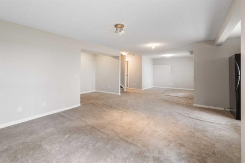 53 Sherwood Way Nw, Calgary, AB 