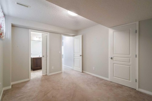 53 Sherwood Way Nw, Calgary, AB 