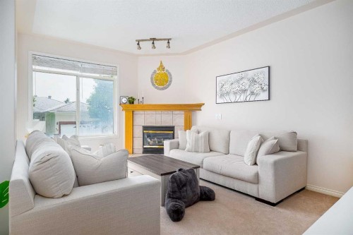 81 Sierra Morena Landing Sw, Calgary, AB 