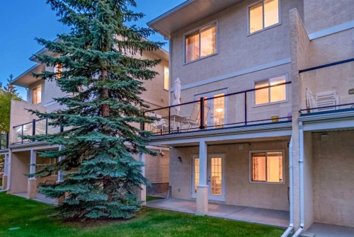 81 Sierra Morena Landing Sw, Calgary, AB 