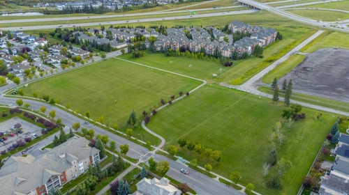 81 Sierra Morena Landing Sw, Calgary, AB 