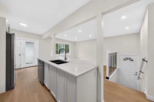 3621 28A Avenue Se, Calgary, AB 