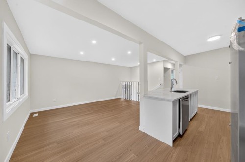 3621 28A Avenue Se, Calgary, AB 
