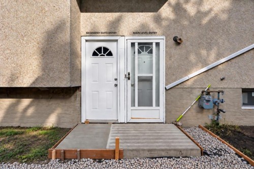 3621 28A Avenue Se, Calgary, AB 