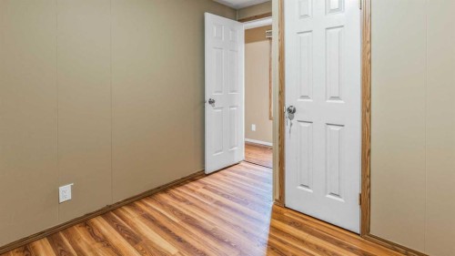 24 Spring Haven Close Se, Airdrie, AB 