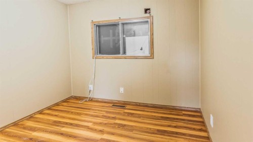 24 Spring Haven Close Se, Airdrie, AB 