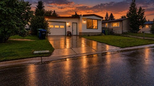 24 Spring Haven Close Se, Airdrie, AB 