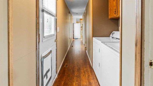 24 Spring Haven Close Se, Airdrie, AB 