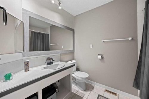 219 26 Avenue Ne, Calgary, AB 