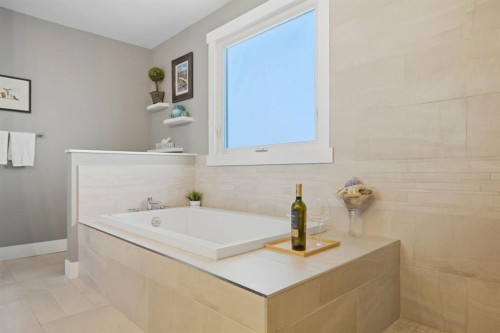 5 Lake Huron Bay Se, Calgary, AB 