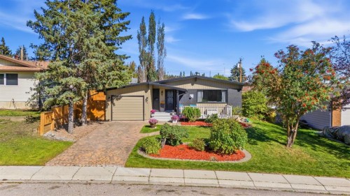 5 Lake Huron Bay Se, Calgary, AB 