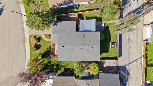5 Lake Huron Bay Se, Calgary, AB 