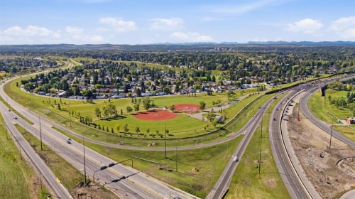 5 Lake Huron Bay Se, Calgary, AB 