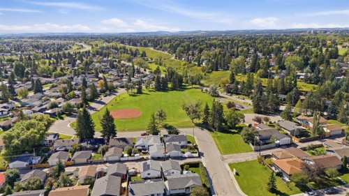 5 Lake Huron Bay Se, Calgary, AB 