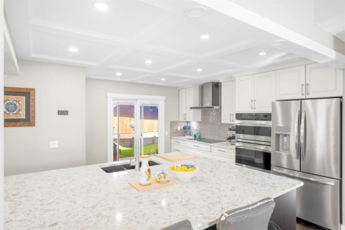 5 Lake Huron Bay Se, Calgary, AB 