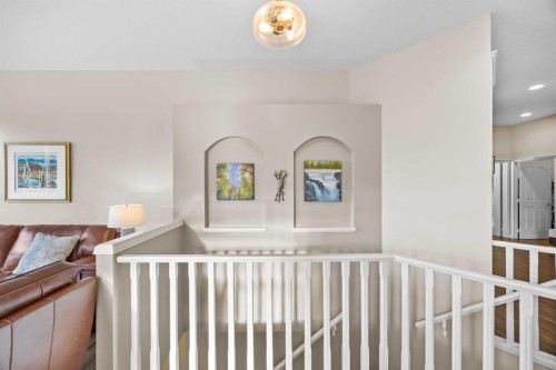 16 Royal Oak Heights Nw, Calgary, AB 