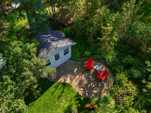 636 Wilderness Drive Se, Calgary, AB 