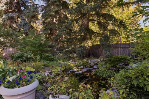 636 Wilderness Drive Se, Calgary, AB 