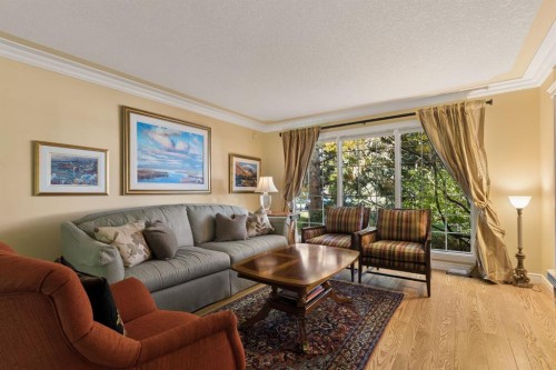 636 Wilderness Drive Se, Calgary, AB 