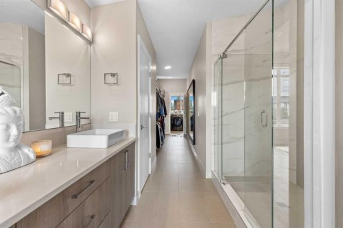 809 20A Avenue Ne, Calgary, AB 