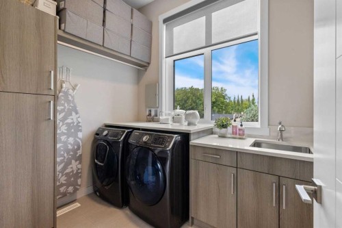 809 20A Avenue Ne, Calgary, AB 