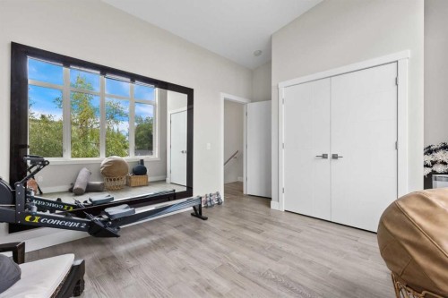 809 20A Avenue Ne, Calgary, AB 