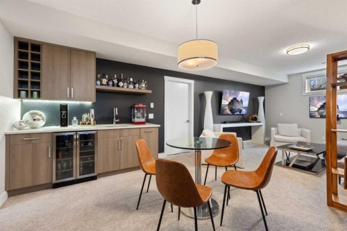 809 20A Avenue Ne, Calgary, AB 