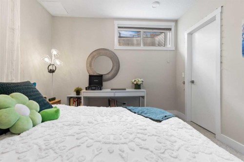 809 20A Avenue Ne, Calgary, AB 