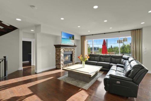 323 Aspen Glen Place Sw, Calgary, AB 