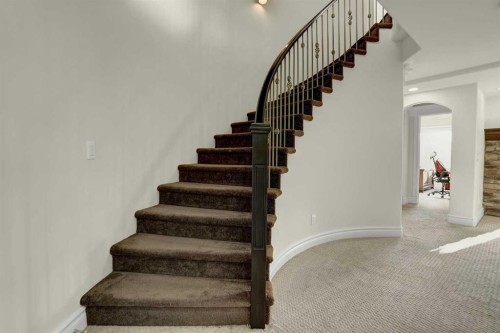 323 Aspen Glen Place Sw, Calgary, AB 