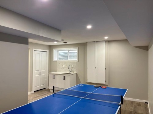 10 Earl Close, Red Deer, AB 