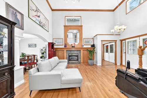 22 Hidden Creek Drive Nw, Calgary, AB 