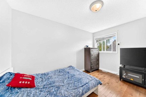 22 Hidden Creek Drive Nw, Calgary, AB 