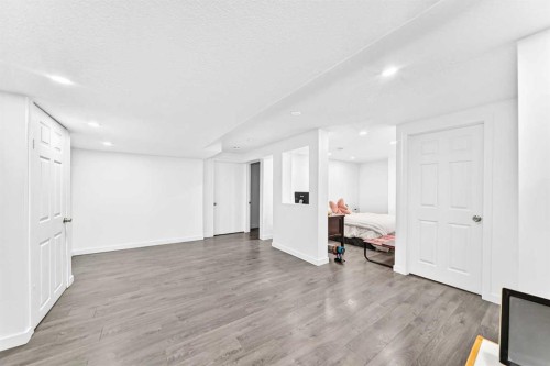 22 Hidden Creek Drive Nw, Calgary, AB 