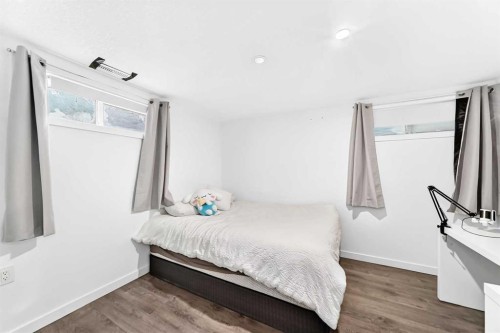 22 Hidden Creek Drive Nw, Calgary, AB 