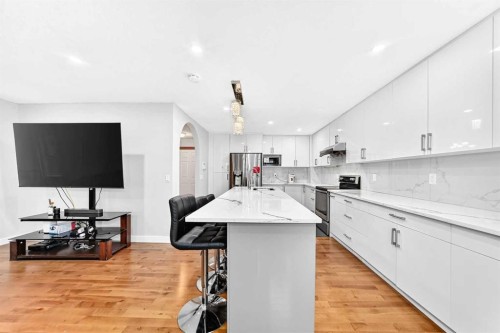 22 Hidden Creek Drive Nw, Calgary, AB 
