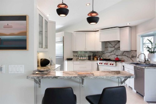 32 Bow Village Crescent Nw, Calgary, AB 