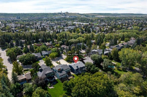 32 Bow Village Crescent Nw, Calgary, AB 